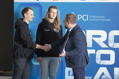 Uczestnicy wydarzenia,