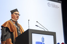 Dr hab. inż. Andrzej Trytek, prof. PRz, podczas wykładu inauguracyjnego,